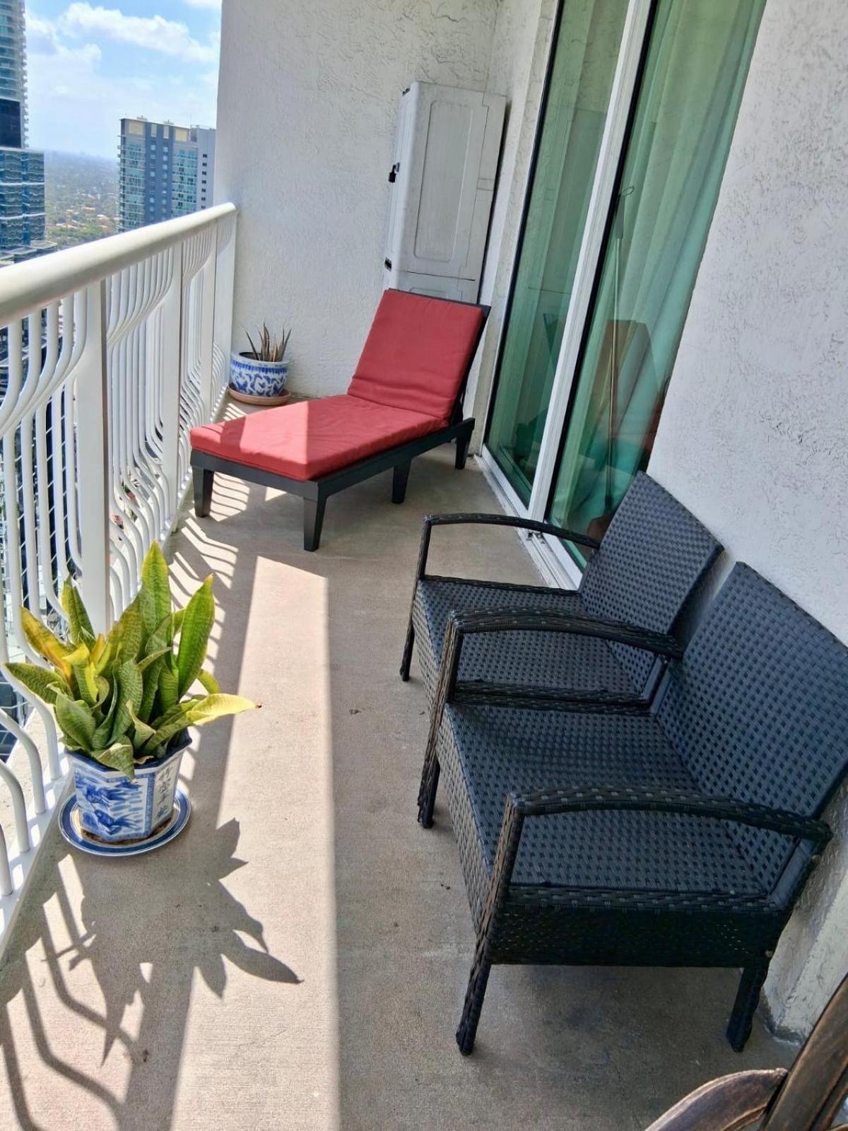 Apartment Brickell Unit, Amazing View, Balcony, Pool, 1 Free Parking *